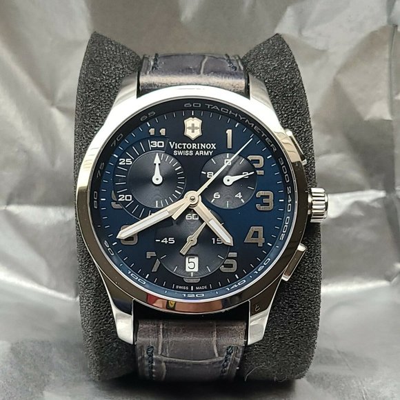 Victorinox Swiss Army Alliance Chronograph Watch 241298 $595 MSRP NEW in Box - Picture 3 of 12